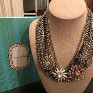 Stella & Dot statement necklace